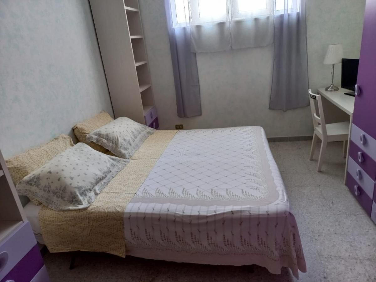 Serena Mentana Buitenkant foto