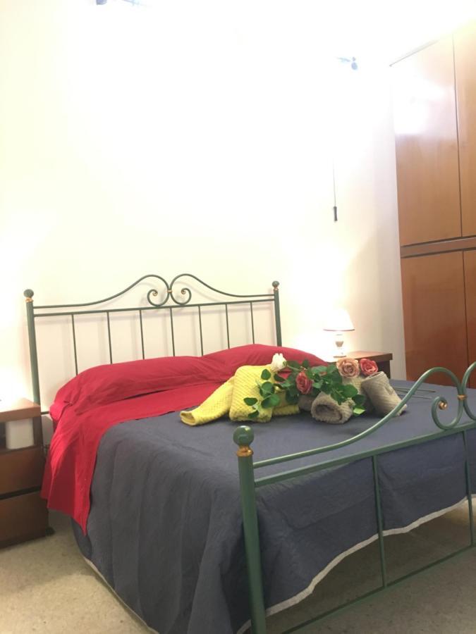 Serena Mentana Buitenkant foto